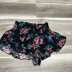 Hollister floral high rise shorts size  XS